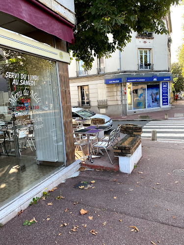 30 Av. du Maréchal de Lattre de Tassigny, 94000 Créteil