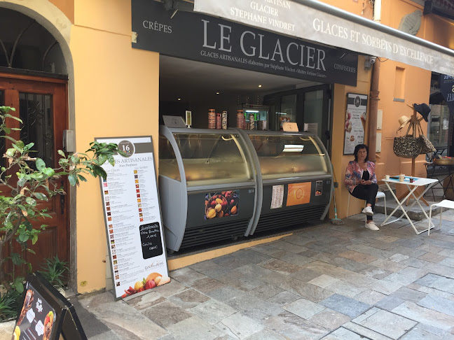 16 Rue du Poilu, 06230 Villefranche-sur-Mer, France