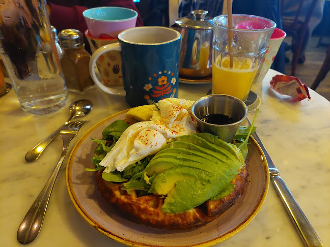 Comentarii opinii despre Café Crème