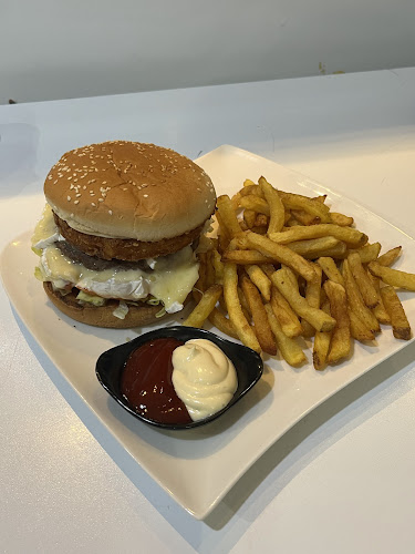 Comentarii opinii despre Rayan kebab Kebab De La Place Tourlaville