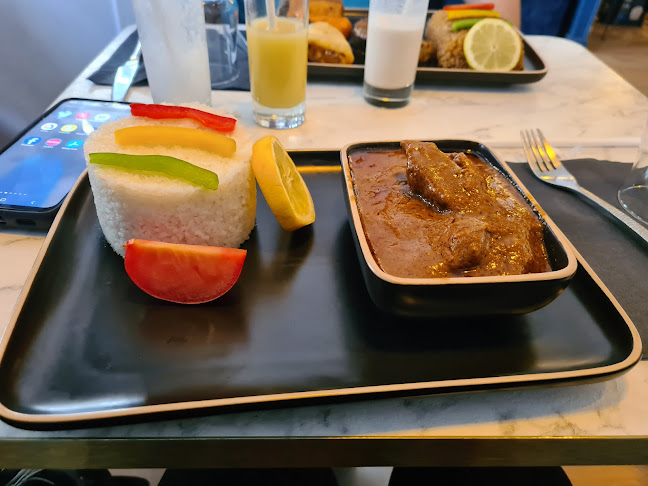 BALY Restaurant - Restauration