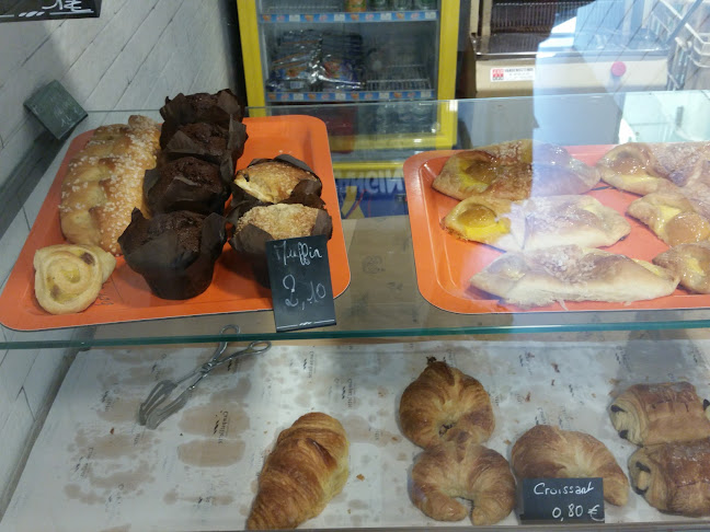 Opinii despre LE MOULIN PROVENCAL în Saint-Mitre-les-Remparts - Restauration