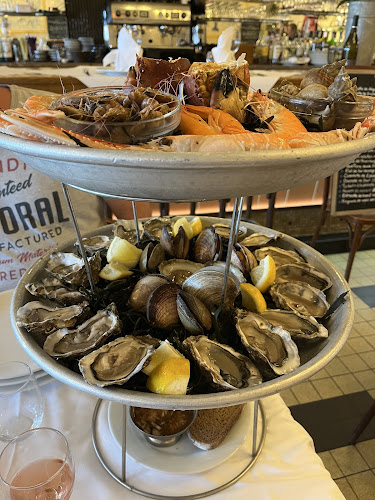 Comptoir à Huitre