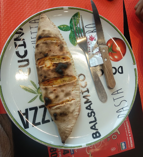 5 Pl. Jeanne d'Arc, 28000 Chartres, France