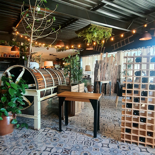 Comentarii opinii despre Florian Villa