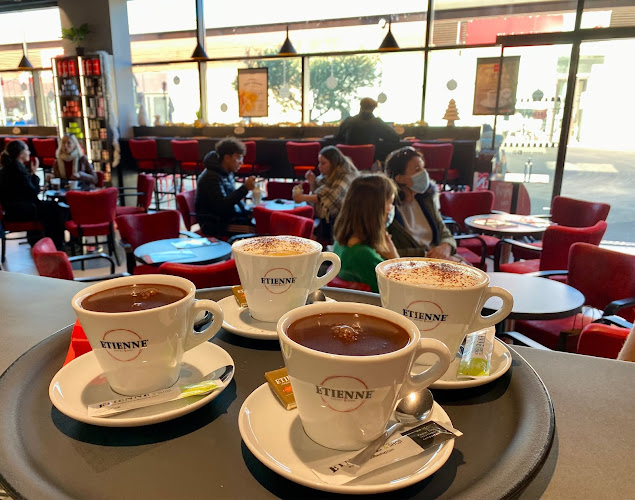 ETIENNE Coffee & Shop Orange