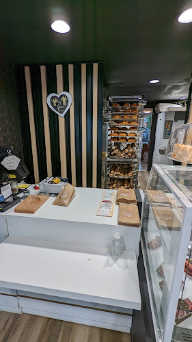 Opinii despre Boulangerie Pâtisserie"La Divine By Dave" în Arcachon - Restauration