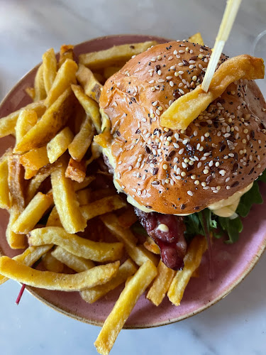 Café Crème - Paris