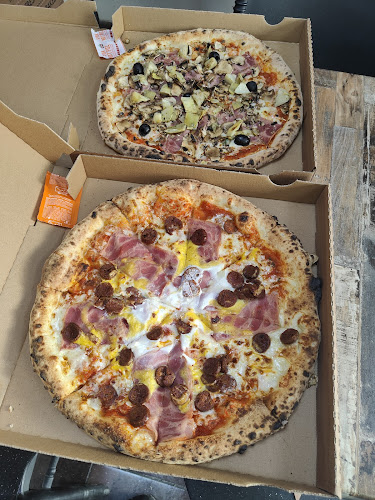 One Pizza - Au feu de bois Halal - Saint-Denis