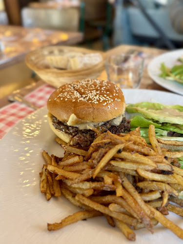Opinii despre A La Cantine în Bayonne - Restauration