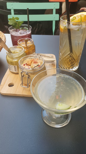 Comentarii opinii despre L'HyperBol