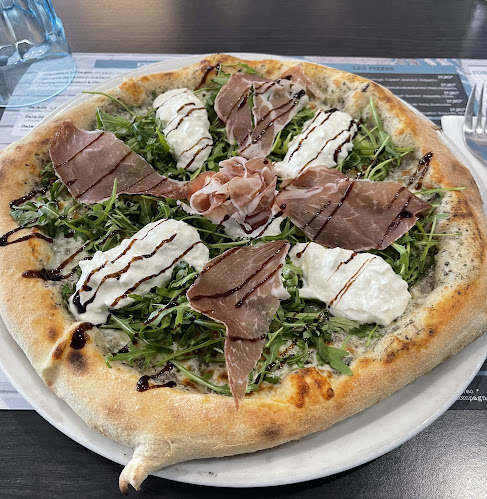 1 Pl. Saint-Maurice, 38200 Vienne