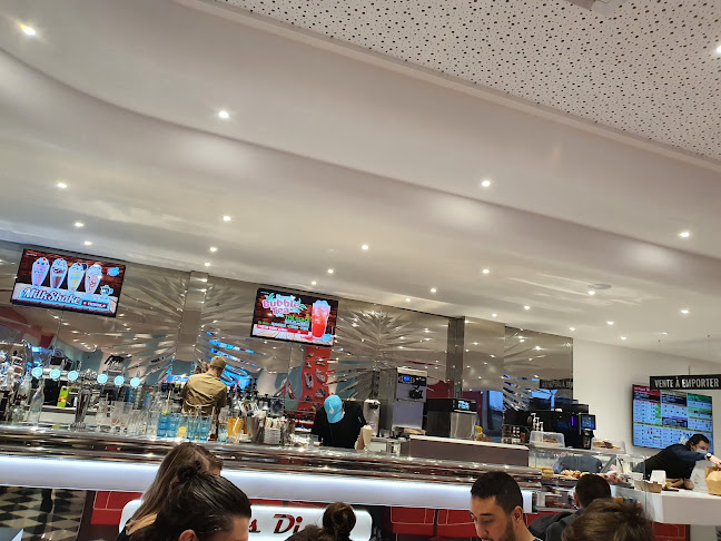 Holly's Diner - Restauration