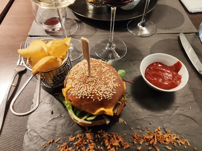 Comentarii opinii despre Le Cercle