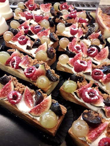 Comentarii opinii despre Maison Calvino