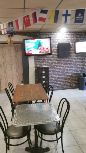 2 Av. de la République, 13124 Peypin, France