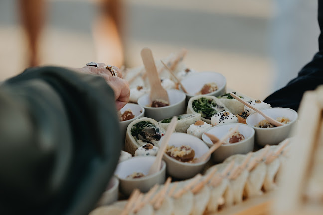 Comentarii opinii despre Traiteur L'evidence