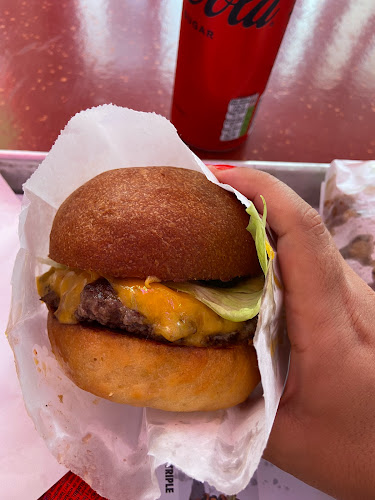 Opinii despre Baby Love Burger în Paris - Restauration