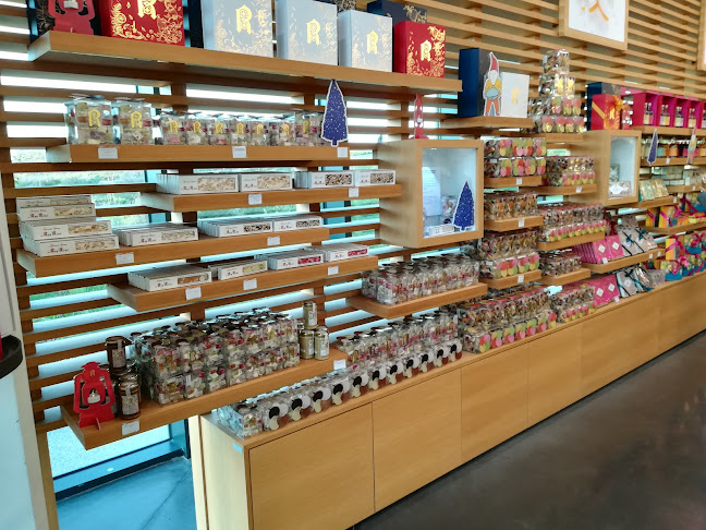 Le Roy René Confiserie Aix-en-Provence, boutique de la Fabrique - Restauration