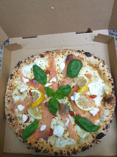 One Pizza - Au feu de bois Halal - Saint-Denis