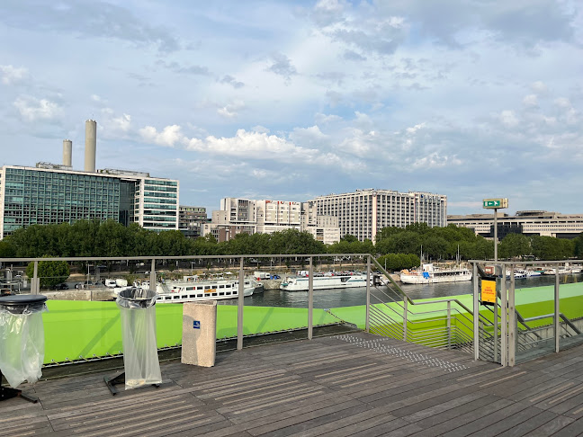 Café Oz Rooftop - The Australian Bar - Paris