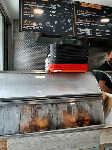 Au Poulet Doré - Kaiser Kebab