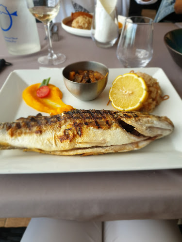 La Calanque Bleue - Restauration