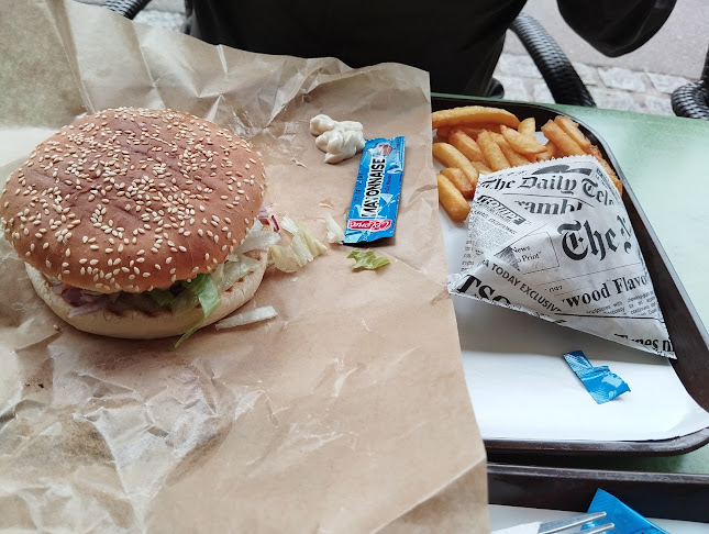 50 Rue Thiers, 88100 Saint-Dié-des-Vosges