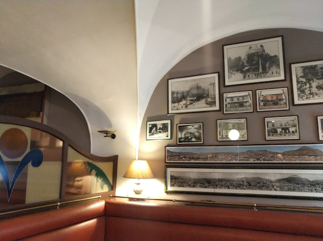 Comentarii opinii despre Café De La Perle