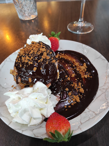 Comentarii opinii despre Le Bœuf sur le Quai d'Agrippa