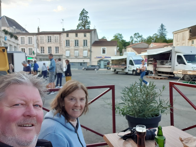 Opinii despre Bar Tabac PMU FDJ Le Commerce în La Mothe-Saint-Héray - Restauration