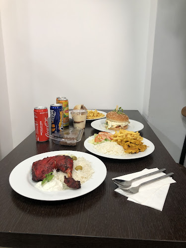 Opinii despre Yummy food în Paris - Restauration