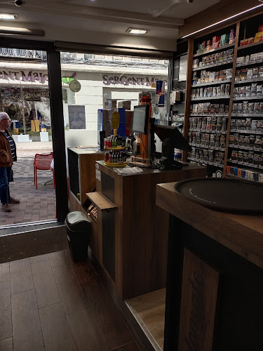 21 Rue Saint-Aubin, 49100 Angers