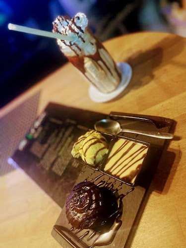 The House Lounge - Champigny-sur-Marne