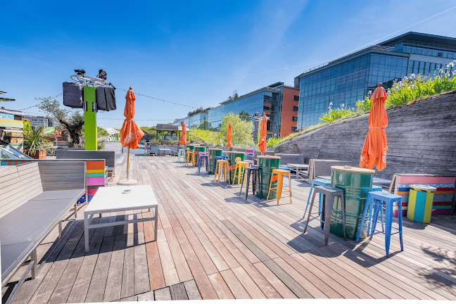 Café Oz Rooftop - The Australian Bar - Paris