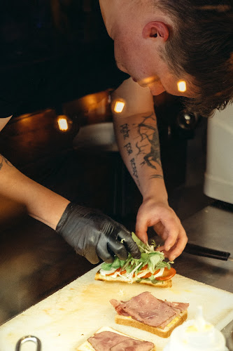 Comentarii opinii despre Quai Des Bananes