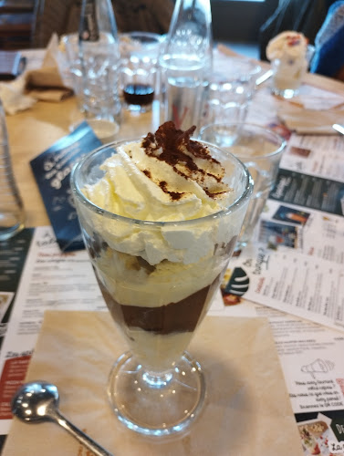 Route de Spycker Centre Commercial Auchan, 59760 Grande-Synthe