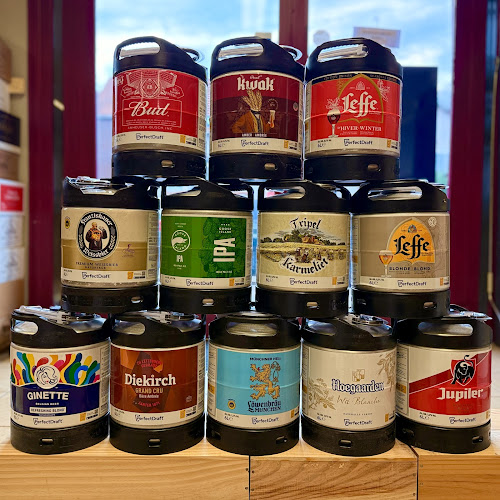 19 Rue du Pont Colbert, 78000 Versailles