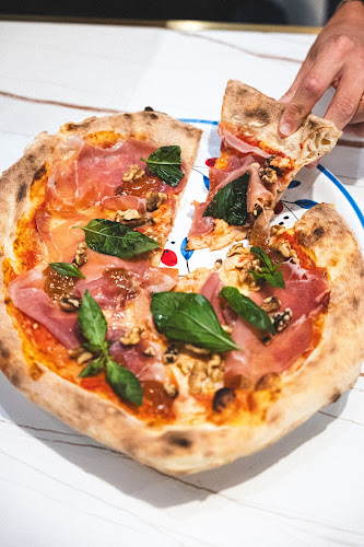 Antonia - Le Clan des Mamma, Pizzas & Cocktails - Le Mans