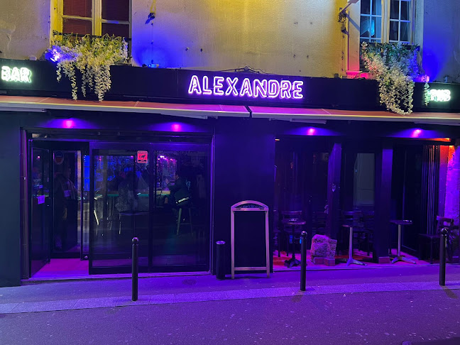 Alexandre BAR PUB Paris 05