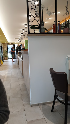 Av. de Pareloup, 12410 Salles-Curan, France