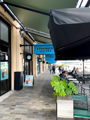 Starbucks Bord'eau Village