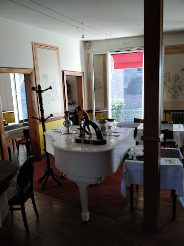 27 Pl. Sainte-Cécile, 81000 Albi