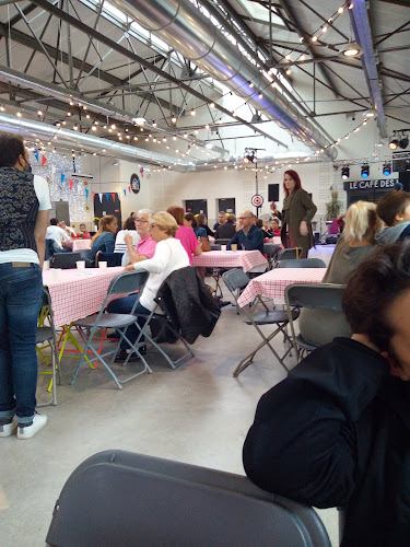 Opinii despre Le Café des Halles Décinoises în Décines-Charpieu - Restauration