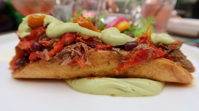 3 Pl. de la Révolution, 13300 Salon-de-Provence