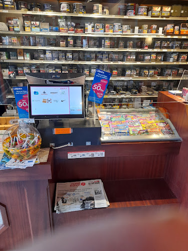 1 Pl. Saint-Mathieu, 29000 Quimper, France