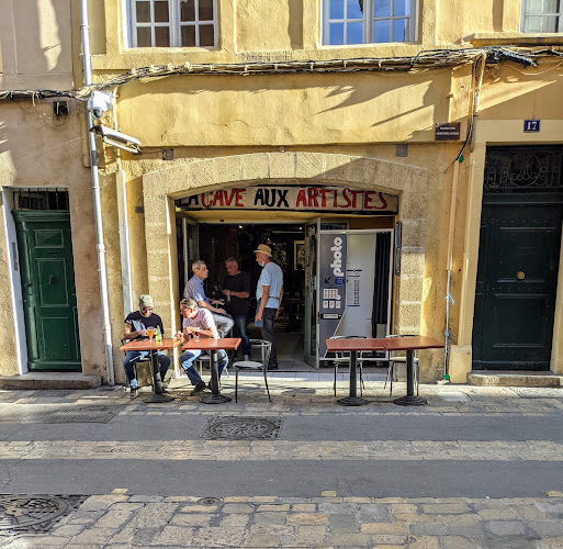 Hublot (La Cave Aux Artistes)