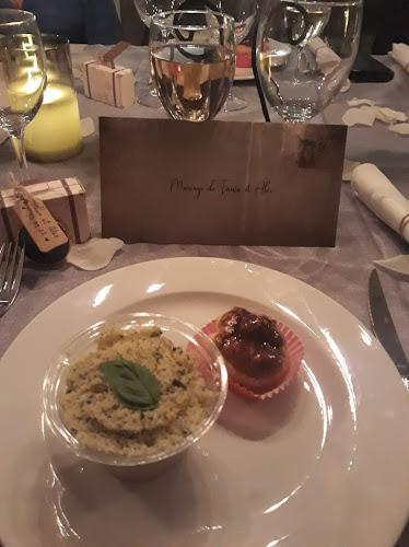 Cuillere Et Fourchette, La Suite... - Restauration