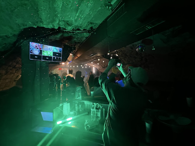 Orun Pizza & Pub - Restauration