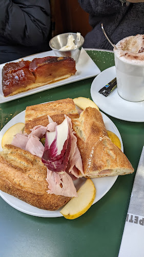 Opinii despre Les Philosophes în Paris - Restauration